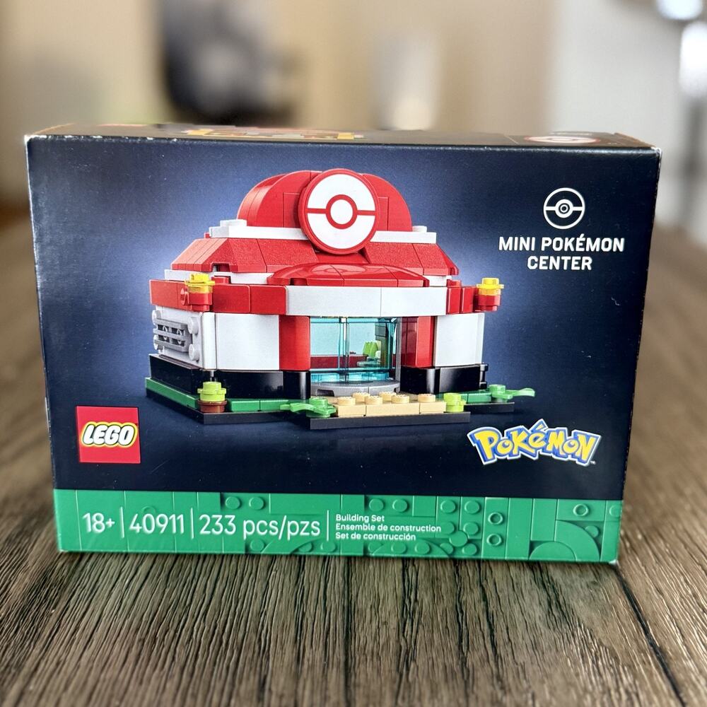 Mini Pokémon Center LEGO 40911 - GWP Pokemon Set - Brand New Sealed & In Hand - Picture 1 of 11